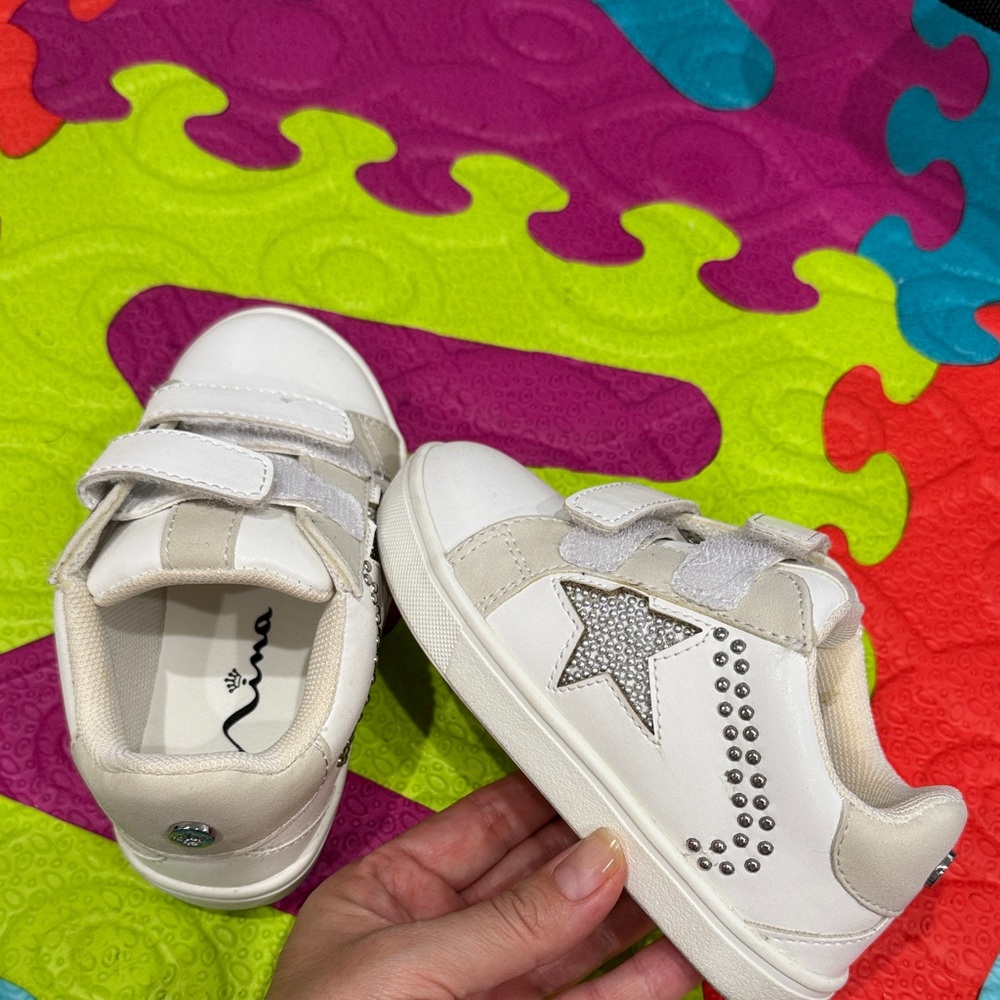 Nina White Star Kids Sneakers